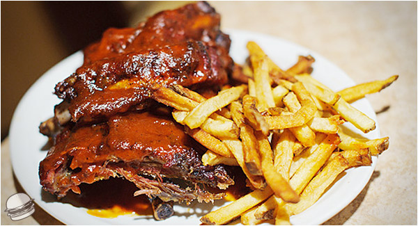 ribs on fries monaghans sports pub and grill oakville specials