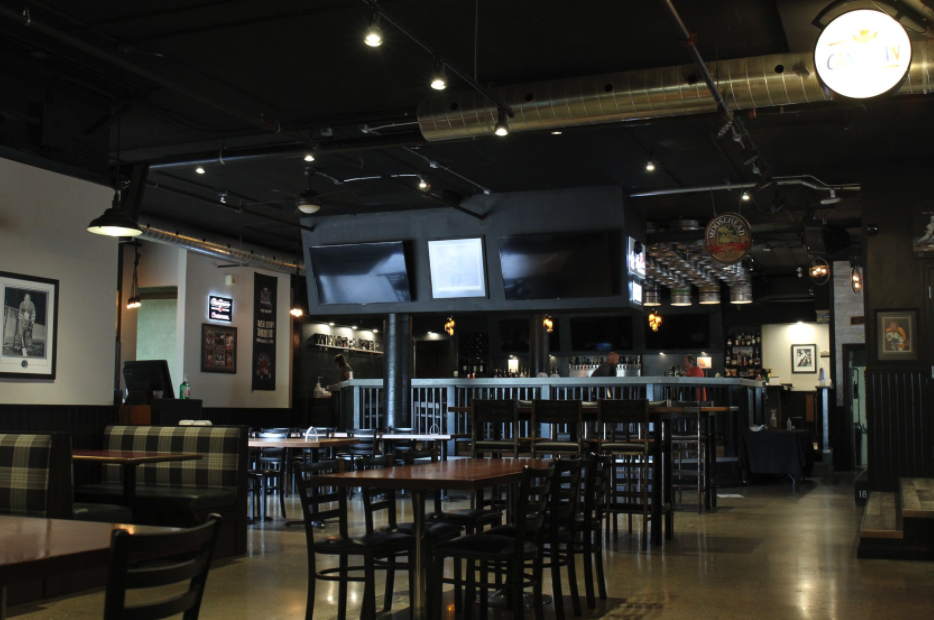 Oakville Sports Pub Monaghan's Sports Pub & Grill